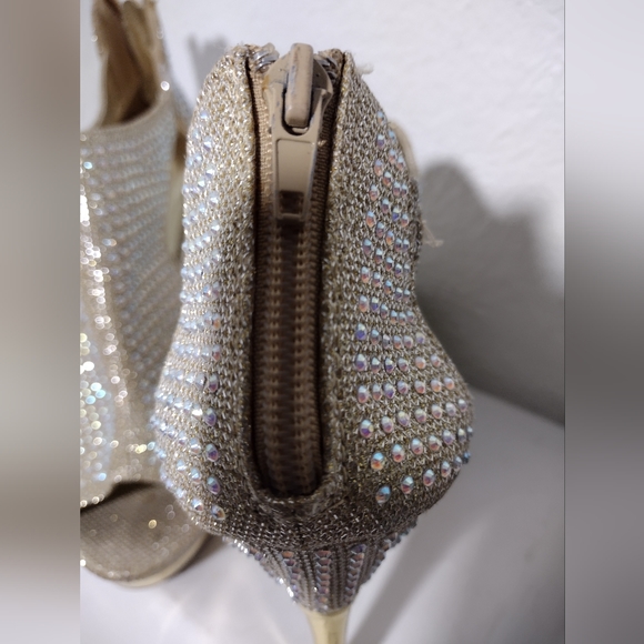 Women's Celeste gold heels - Picture 4 of 5